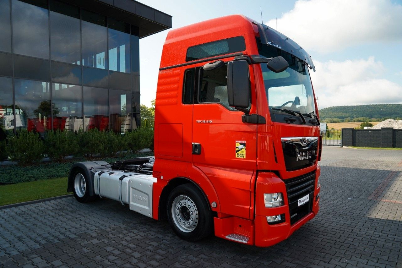 MAN TGX 18.510 / LOW DECK / MEGA / RETARDER / REGULO - Тягач: фото 4 MAN TGX 18.510 / LOW DECK / MEGA / RETARDER / REGULO - Тягач: фото 4