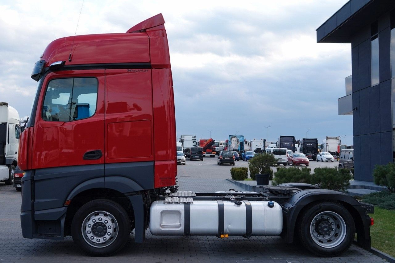 Mercedes-Benz ACTROS 1845 / LOW DECK / MEGA / BIG SPACE / PO - Тягач: фото 3 Mercedes-Benz ACTROS 1845 / LOW DECK / MEGA / BIG SPACE / PO - Тягач: фото 3