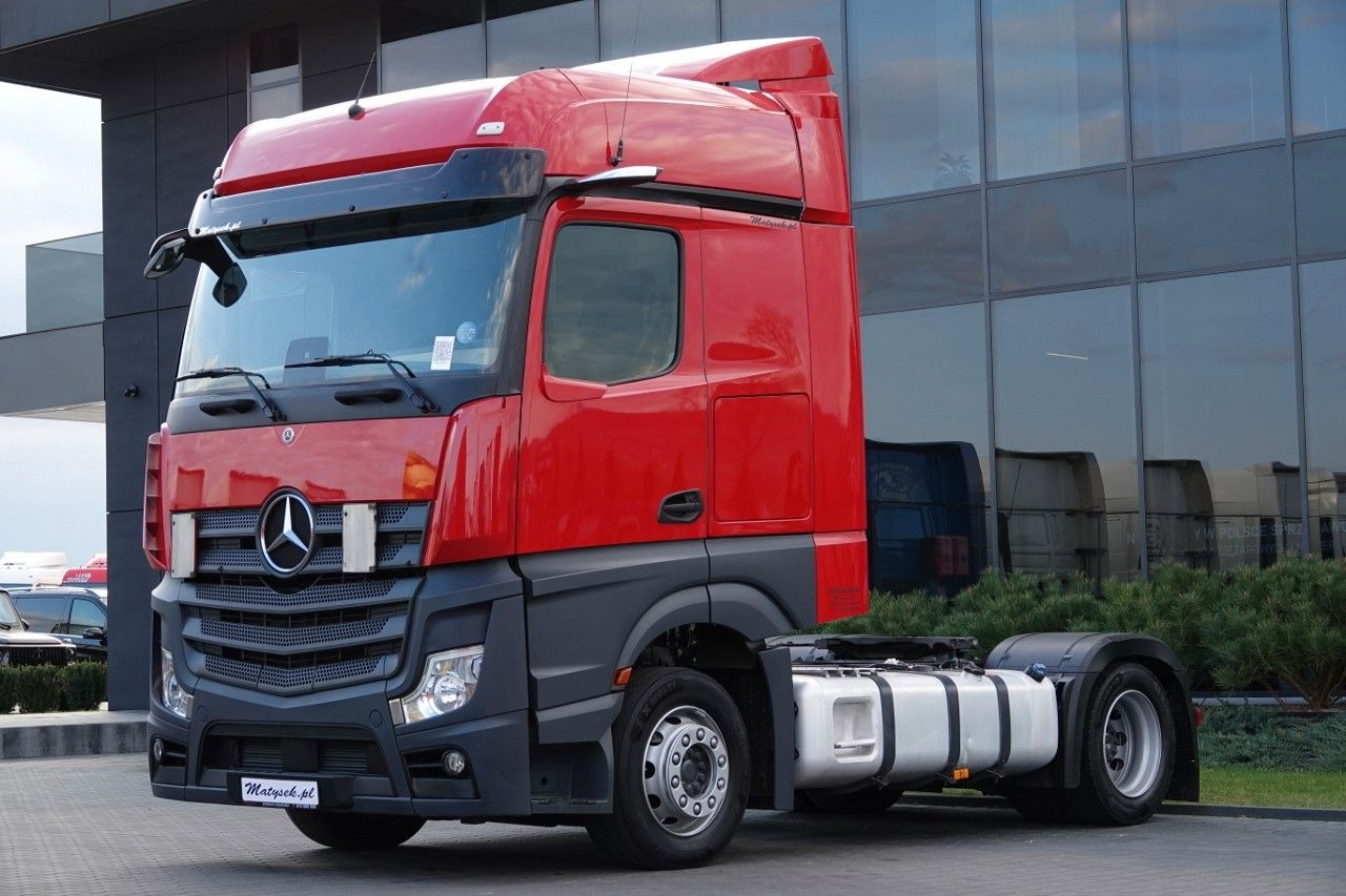 Mercedes-Benz ACTROS 1845 / LOW DECK / MEGA / BIG SPACE / PO - Тягач: фото 1 Mercedes-Benz ACTROS 1845 / LOW DECK / MEGA / BIG SPACE / PO - Тягач: фото 1