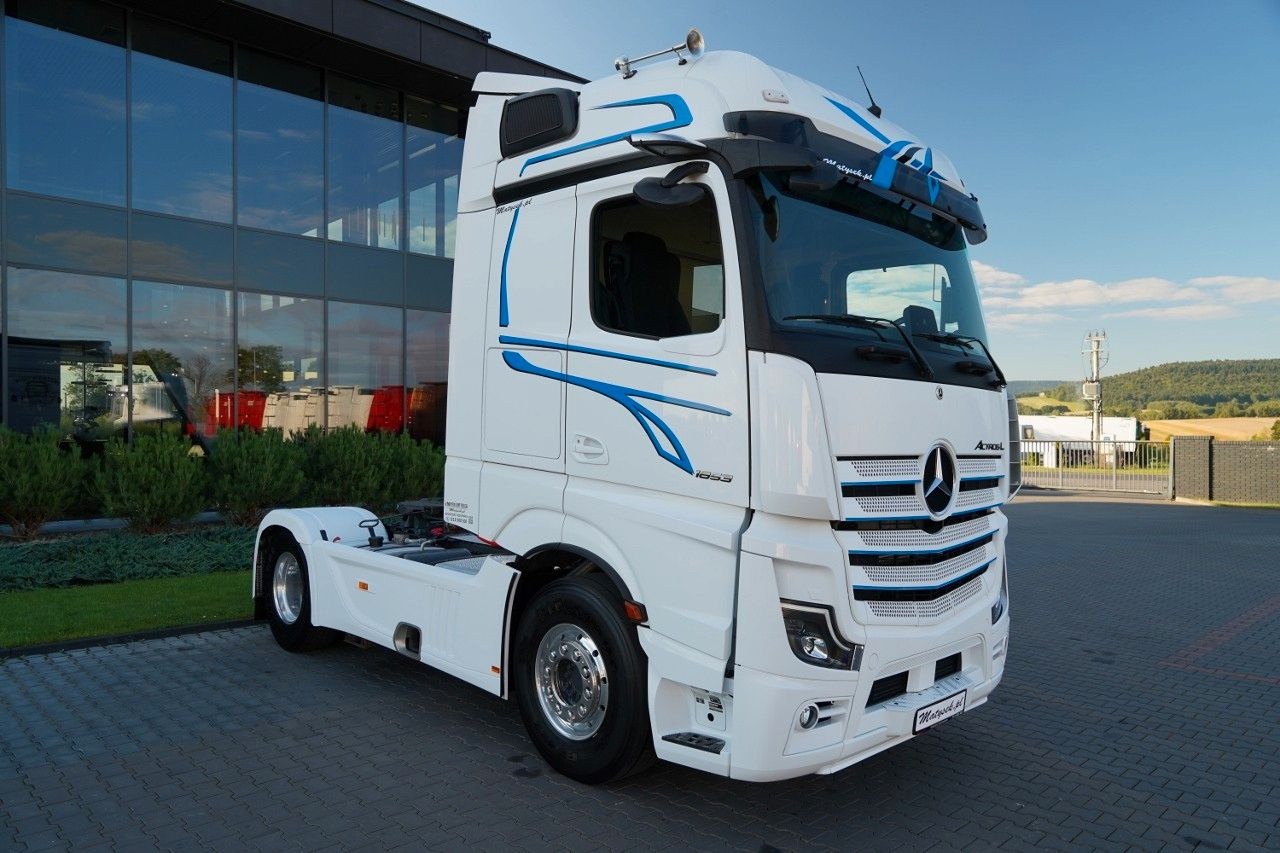 Mercedes-Benz ACTROS 1853 / BIG SPACE / HYDRAULIKA DWUOBWODOWA - Тягач: фото 2 Mercedes-Benz ACTROS 1853 / BIG SPACE / HYDRAULIKA DWUOBWODOWA - Тягач: фото 2
