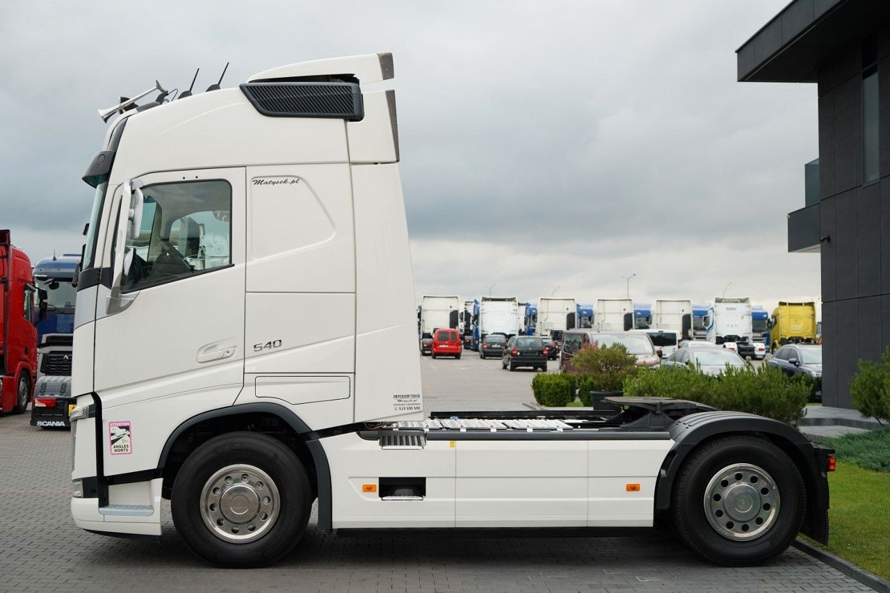 Volvo FH 540 / 2017 ROK / OPONY 100% / SPROWADZONY / P Volvo FH 540 / 2017 ROK / OPONY 100% / SPROWADZONY / P - Тягач: фото 3 Volvo FH 540 / 2017 ROK / OPONY 100% / SPROWADZONY / P Volvo FH 540 / 2017 ROK / OPONY 100% / SPROWADZONY / P - Тягач: фото 3