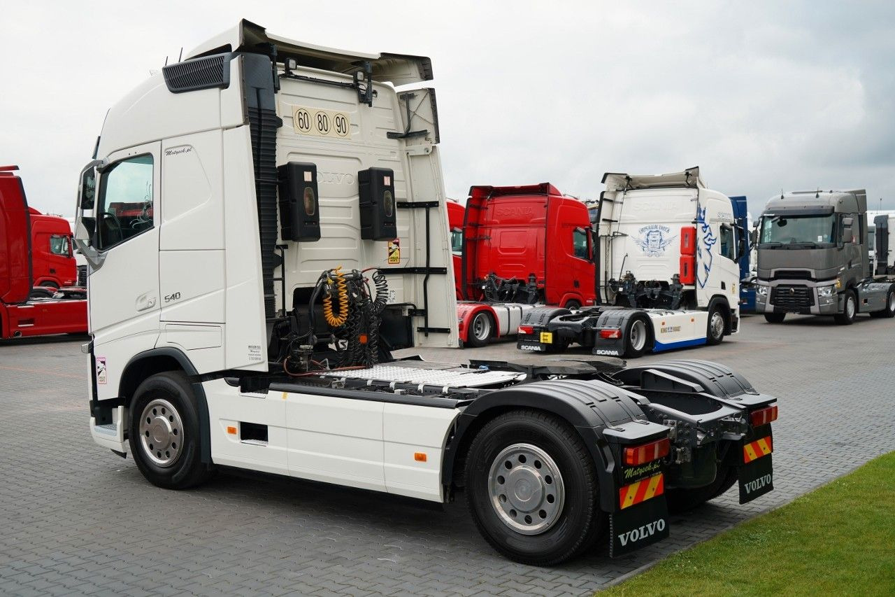 Volvo FH 540 / 2017 ROK / OPONY 100% / SPROWADZONY / P Volvo FH 540 / 2017 ROK / OPONY 100% / SPROWADZONY / P - Тягач: фото 4 Volvo FH 540 / 2017 ROK / OPONY 100% / SPROWADZONY / P Volvo FH 540 / 2017 ROK / OPONY 100% / SPROWADZONY / P - Тягач: фото 4
