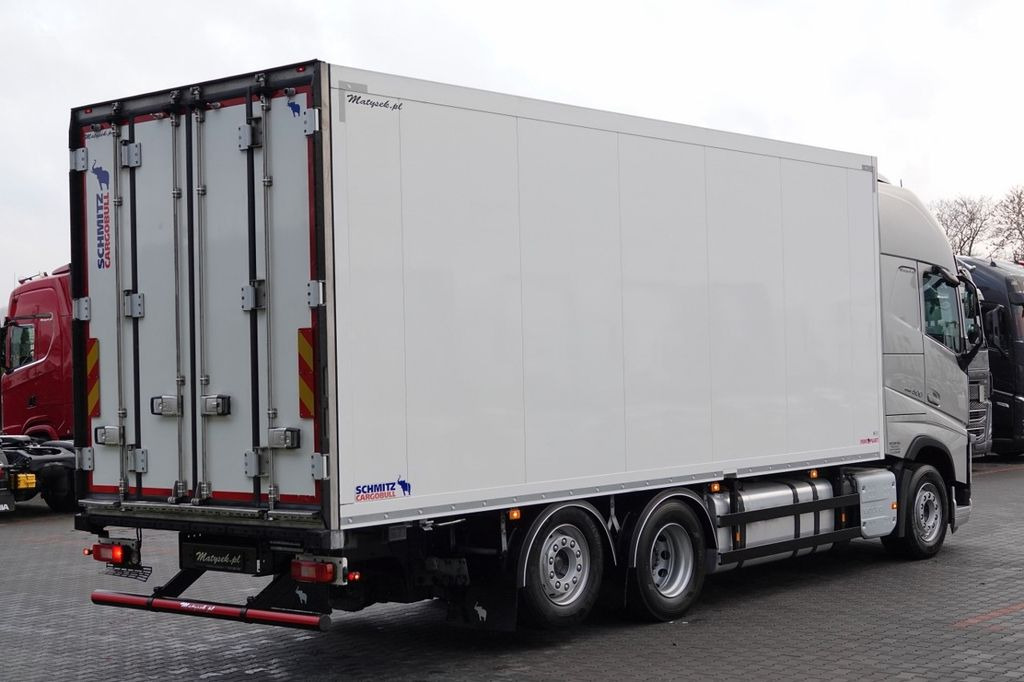 Volvo FH 500 / XXL / 6x2 / CHŁODNIA SCHMITZ - 7,2 M / - Рефрижератор: фото 4 Volvo FH 500 / XXL / 6x2 / CHŁODNIA SCHMITZ - 7,2 M / - Рефрижератор: фото 4