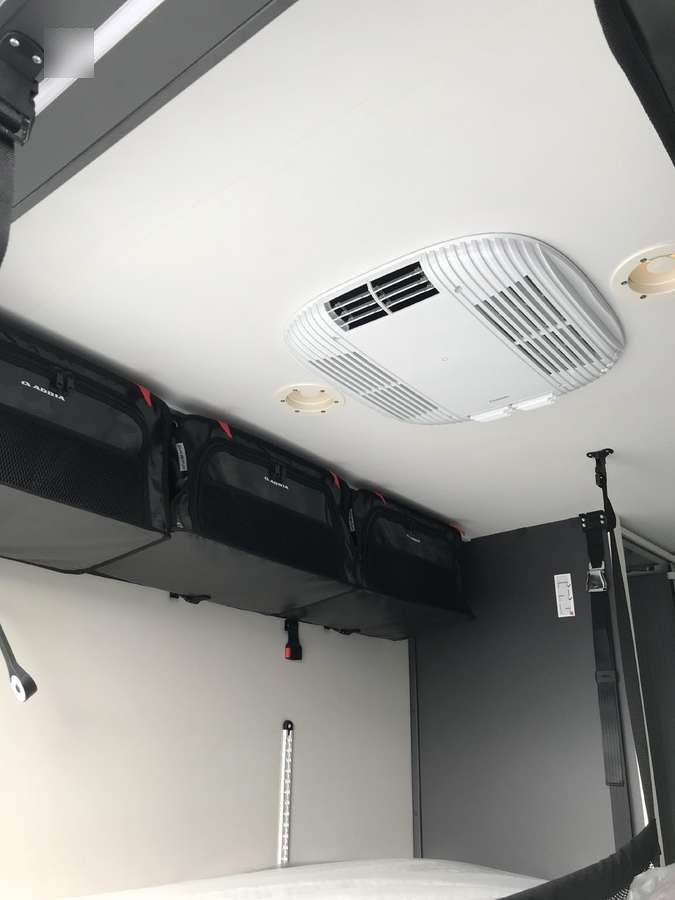 Новый Кастенваген ADRIA Twin Sport 640 SG: фото 8 Новый Кастенваген ADRIA Twin Sport 640 SG: фото 8