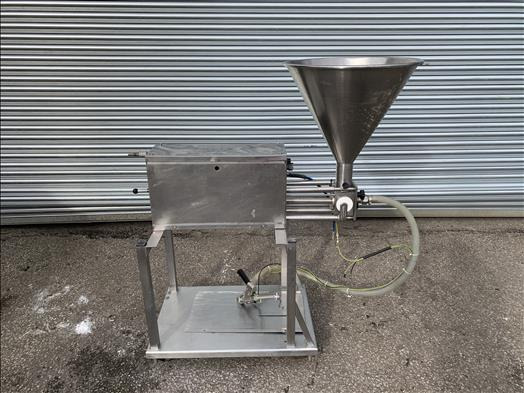 Turbo systems D900 stainless depositor - Пищевое оборудование: фото 2 Turbo systems D900 stainless depositor - Пищевое оборудование: фото 2