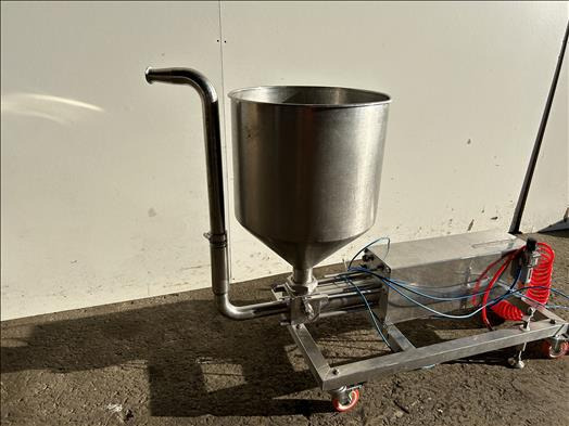 Winyard Midi MKII Depositor - Пищевое оборудование: фото 3 Winyard Midi MKII Depositor - Пищевое оборудование: фото 3