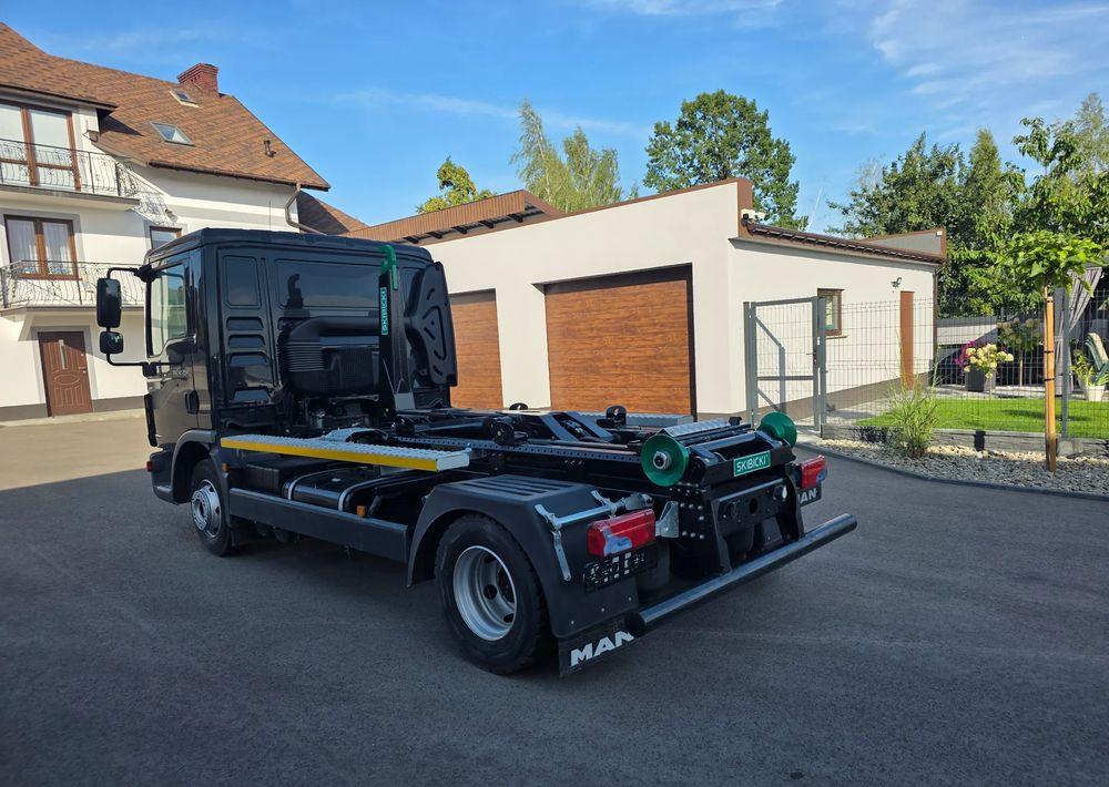 MAN TGL 12.250 nowe urządzenie hakowe SKIBICKI HKS 8/3300 ATEGO / TGM - Крюковой мультилифт: фото 3 MAN TGL 12.250 nowe urządzenie hakowe SKIBICKI HKS 8/3300 ATEGO / TGM - Крюковой мультилифт: фото 3