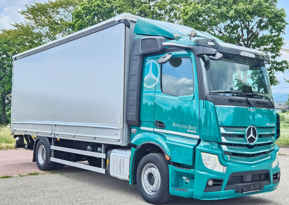 Mercedes-Benz ACTROS 1833 / BURTO-FIRANKA / WINDA / 18 PALET / 8600 ŁADOWNOŚĆ / AUTOMAT / DUŻY SILNIK / 10.2019 ROK / SYPIALKA / LEDY / KAMERY / VIRTUAL COCPIT/ JAK NOWY - Тентованный грузовик: фото 2 Mercedes-Benz ACTROS 1833 / BURTO-FIRANKA / WINDA / 18 PALET / 8600 ŁADOWNOŚĆ / AUTOMAT / DUŻY SILNIK / 10.2019 ROK / SYPIALKA / LEDY / KAMERY / VIRTUAL COCPIT/ JAK NOWY - Тентованный грузовик: фото 2