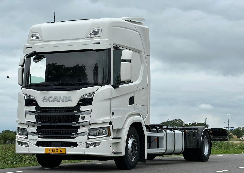 Scania G450 / G410 / BDF / RAMA / E6 / CAŁA NA PODUSZKACH / ROZSTAW OSI 5.5M / LAWETA / DO ŻYWCA / DO BYDŁA / SKÓRY / DO ZABUDOWY / SPROWADZONA - Грузовик-шасси: фото 1 Scania G450 / G410 / BDF / RAMA / E6 / CAŁA NA PODUSZKACH / ROZSTAW OSI 5.5M / LAWETA / DO ŻYWCA / DO BYDŁA / SKÓRY / DO ZABUDOWY / SPROWADZONA - Грузовик-шасси: фото 1