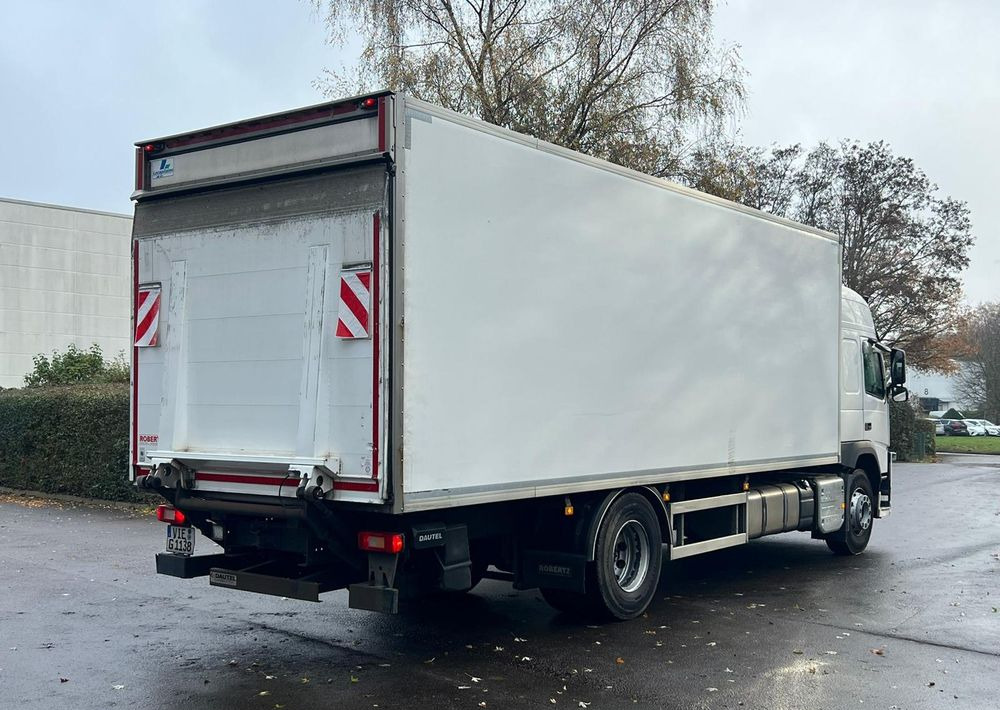 Volvo FM 340 / IZOTERMA / WINDA / SPROWADZONY / 18 PALET / 10.2017 / E6 / STAN BARDZO DOBRY - Рефрижератор: фото 3 Volvo FM 340 / IZOTERMA / WINDA / SPROWADZONY / 18 PALET / 10.2017 / E6 / STAN BARDZO DOBRY - Рефрижератор: фото 3