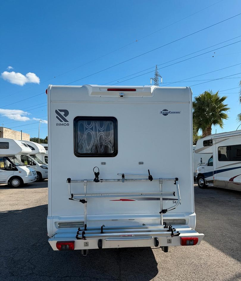 Rimor SEAL 3 - Альковный автодом: фото 5 Rimor SEAL 3 - Альковный автодом: фото 5