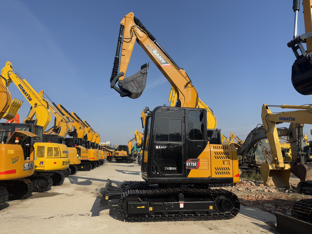 SANY SAY75 - Мини-экскаватор: фото 1 SANY SAY75 - Мини-экскаватор: фото 1