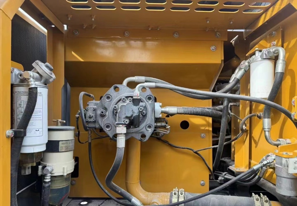 Sany SY 245 Sany245 Sany215 135 245 265 305 335 365 - Гусеничный экскаватор: фото 5 Sany SY 245 Sany245 Sany215 135 245 265 305 335 365 - Гусеничный экскаватор: фото 5