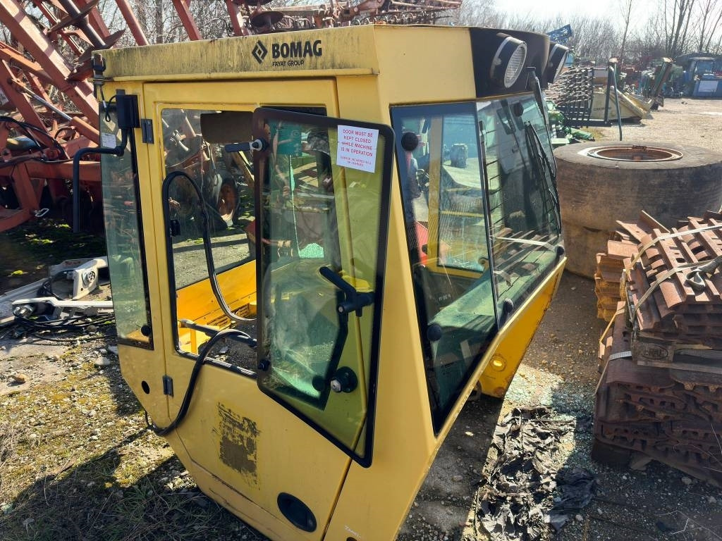 Bomag BW 177-226 D/DH CABIN - Кабина для Строительной техники: фото 3 Bomag BW 177-226 D/DH CABIN - Кабина для Строительной техники: фото 3