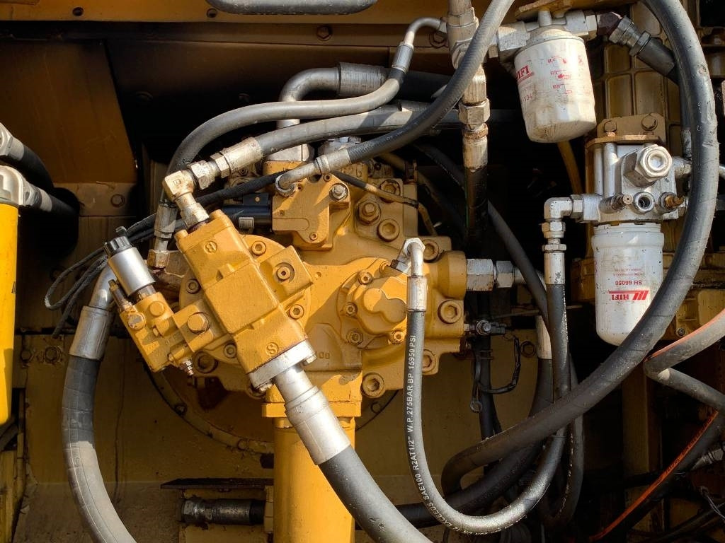 Гусеничный экскаватор CAT 336D2: фото 11