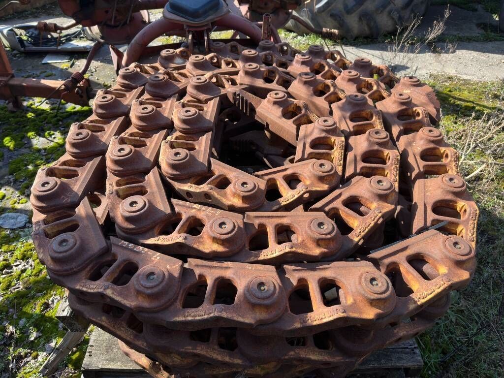 CAT D 6 R CAT D 6 R - Гусеница для Строительной техники: фото 1 CAT D 6 R CAT D 6 R - Гусеница для Строительной техники: фото 1
