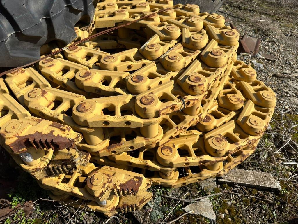 CAT TD15E - Гусеница для Строительной техники: фото 1 CAT TD15E - Гусеница для Строительной техники: фото 1