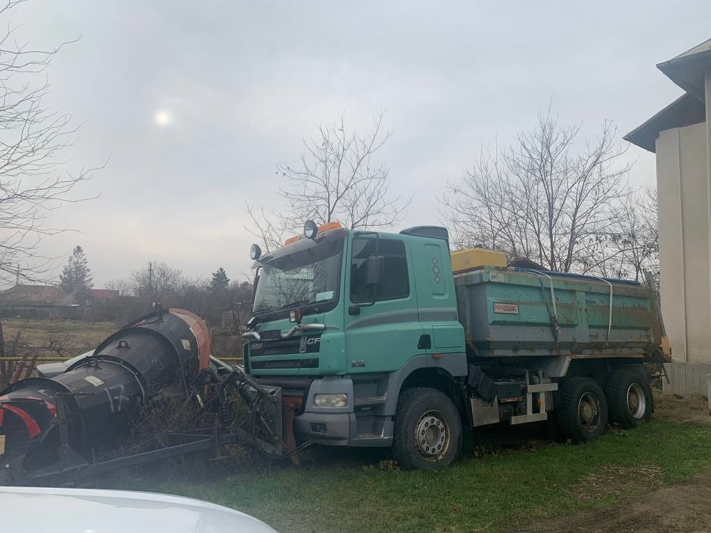 DAF CF480 - Грузовик с закрытым кузовом: фото 1 DAF CF480 - Грузовик с закрытым кузовом: фото 1