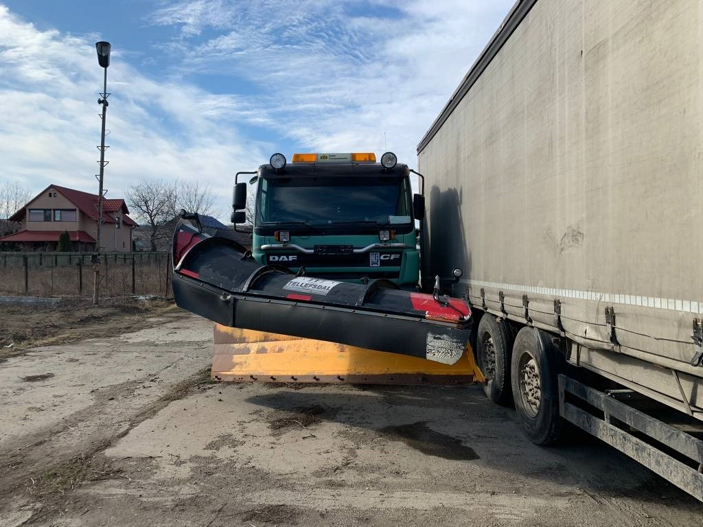 DAF CF480 - Грузовик с закрытым кузовом: фото 2 DAF CF480 - Грузовик с закрытым кузовом: фото 2