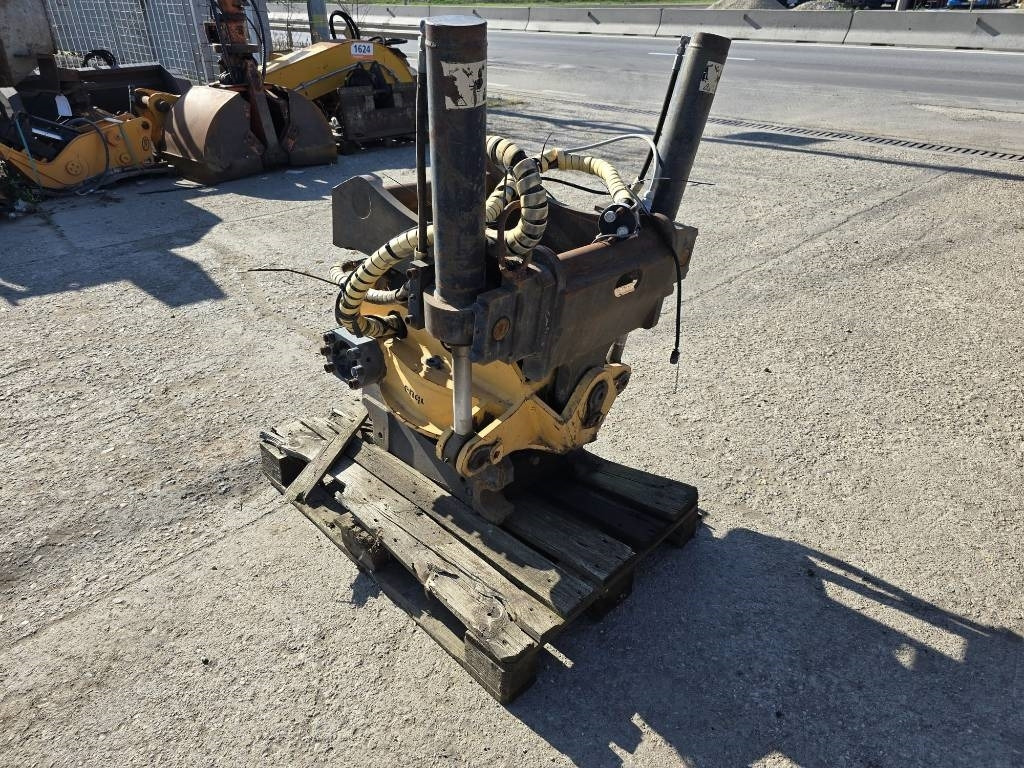 Engcon EC30 Rototilt - Тилтротатор: фото 1 Engcon EC30 Rototilt - Тилтротатор: фото 1