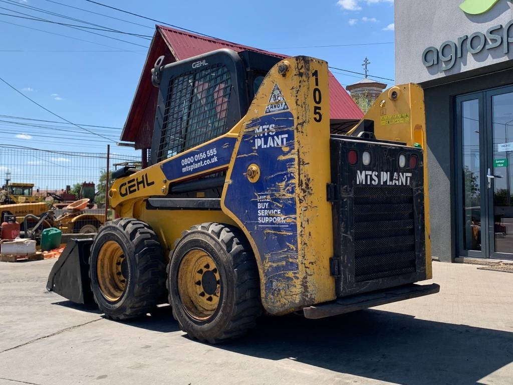 Gehl R 165 - Мини-погрузчик с бортовым поворотом: фото 3 Gehl R 165 - Мини-погрузчик с бортовым поворотом: фото 3