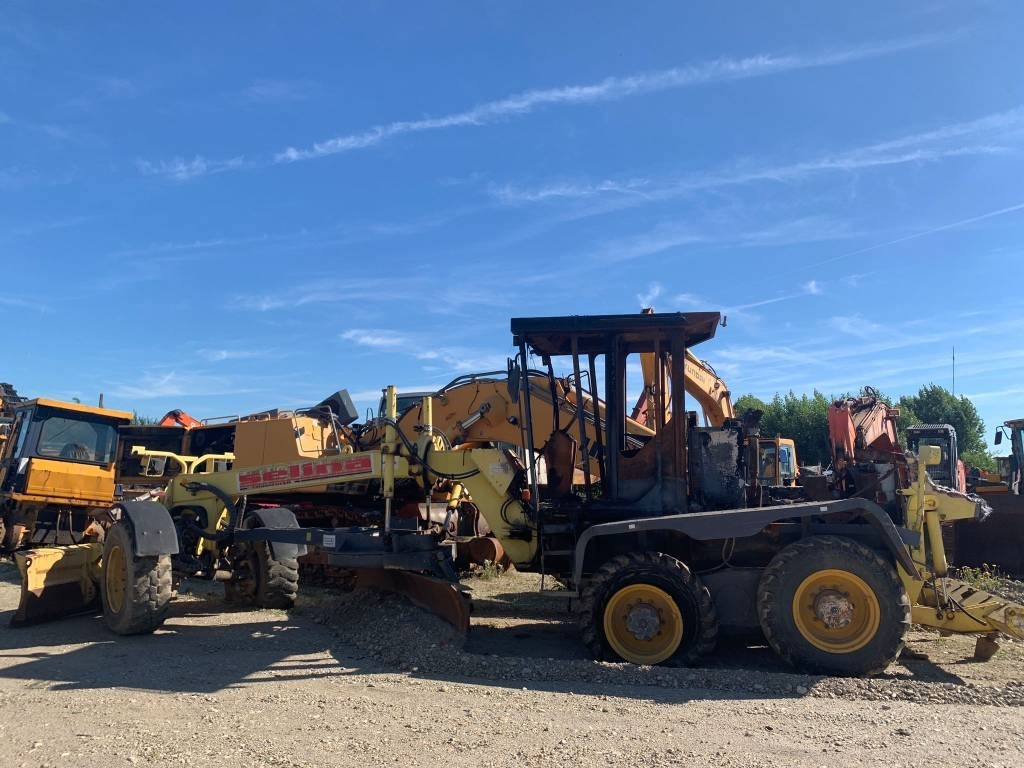 HBM Nobas BG160TA FOR PARTS - Грейдер: фото 3 HBM Nobas BG160TA FOR PARTS - Грейдер: фото 3