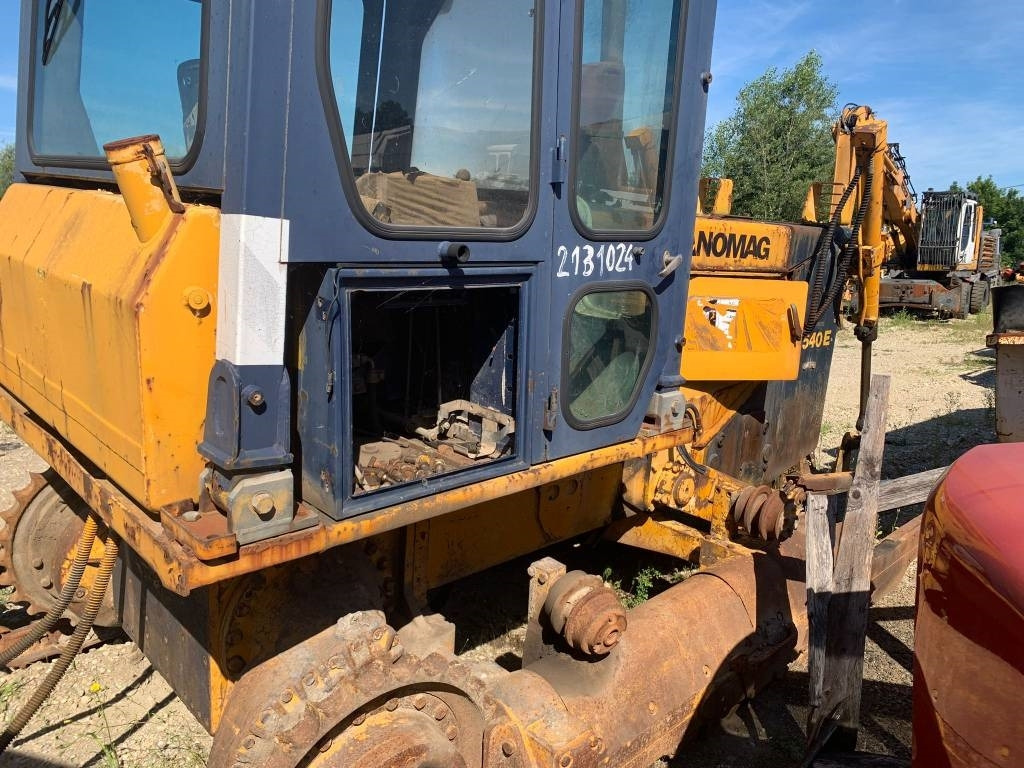 Hanomag D 540 E FOR PARTS - Бульдозер: фото 4 Hanomag D 540 E FOR PARTS - Бульдозер: фото 4