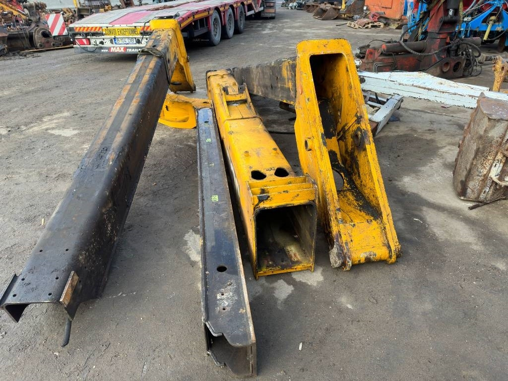 JCB 536-70 Telescopic Boom - Стрела для Погрузочно-разгрузочной техники: фото 3 JCB 536-70 Telescopic Boom - Стрела для Погрузочно-разгрузочной техники: фото 3