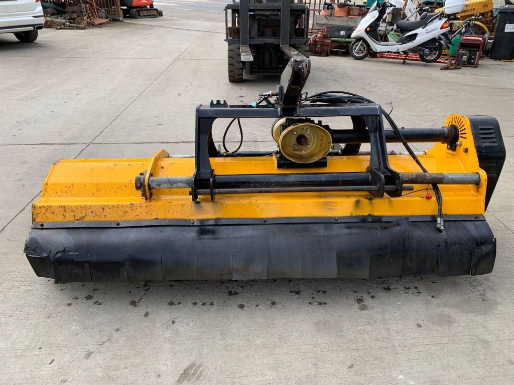 McConnel 230  - Косилка-измельчитель/ Мульчер: фото 3 McConnel 230  - Косилка-измельчитель/ Мульчер: фото 3