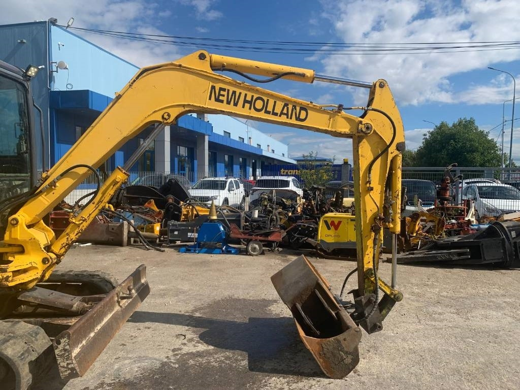 New Holland EH 45  - Мини-экскаватор: фото 5 New Holland EH 45  - Мини-экскаватор: фото 5