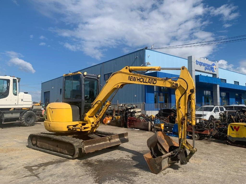 New Holland EH 45  - Мини-экскаватор: фото 2 New Holland EH 45  - Мини-экскаватор: фото 2