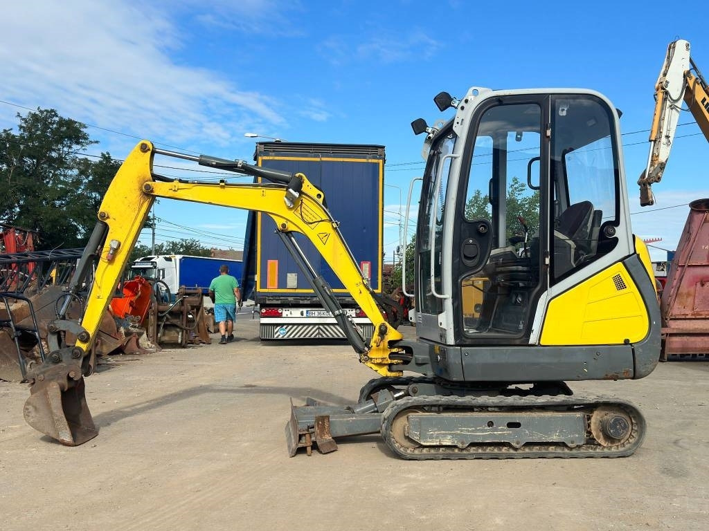 Wacker Neuson ET 18 - Мини-экскаватор: фото 2 Wacker Neuson ET 18 - Мини-экскаватор: фото 2