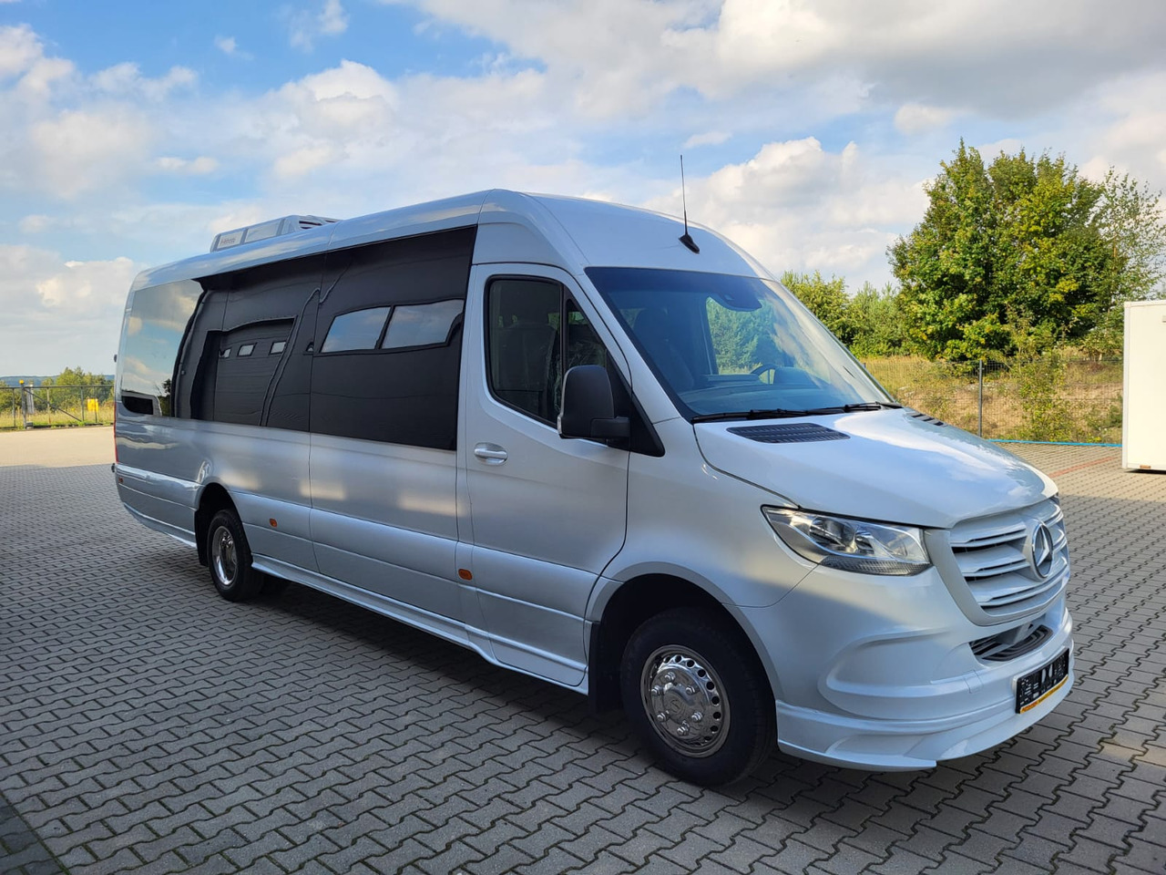 Mercedes-Benz Sprinter 519 CDI 24 places + 4 standing NEW - Туристический автобус: фото 1 Mercedes-Benz Sprinter 519 CDI 24 places + 4 standing NEW - Туристический автобус: фото 1
