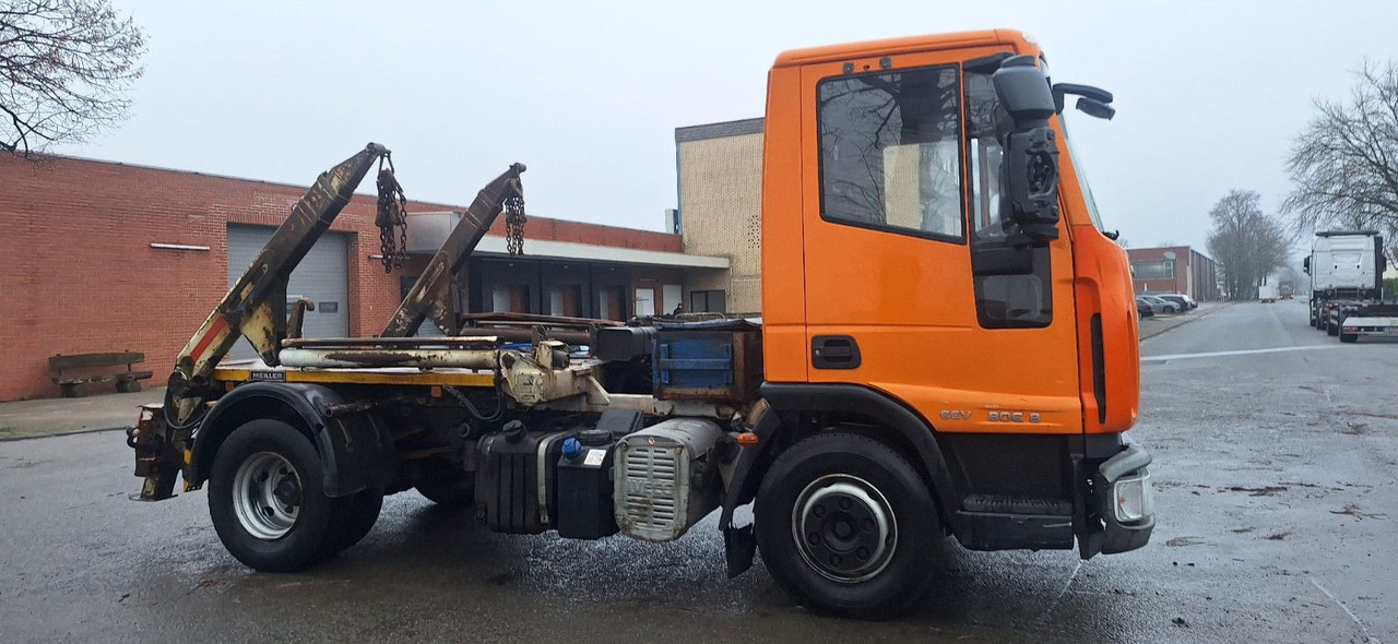 Iveco 80E18K 4x2 Absetzkipper - Портальный бункеровоз: фото 4 Iveco 80E18K 4x2 Absetzkipper - Портальный бункеровоз: фото 4