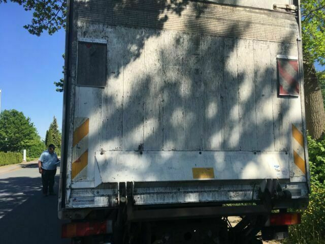 Iveco ML120 E22 Kühlkoffer LBW Deutsche Maschine - Рефрижератор: фото 4 Iveco ML120 E22 Kühlkoffer LBW Deutsche Maschine - Рефрижератор: фото 4