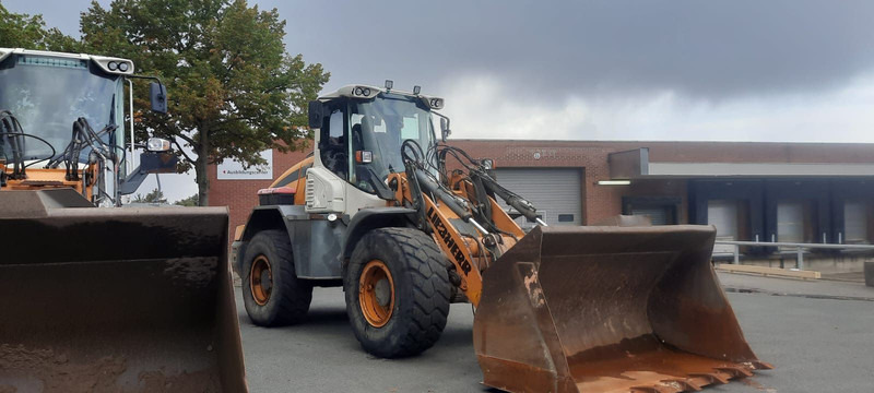 Liebherr L542 1-Hand Reifen:50% Deuschema - Колёсный погрузчик: фото 4 Liebherr L542 1-Hand Reifen:50% Deuschema - Колёсный погрузчик: фото 4