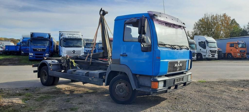 MAN L2000 Abrollkipper - Крюковой мультилифт: фото 4 MAN L2000 Abrollkipper - Крюковой мультилифт: фото 4