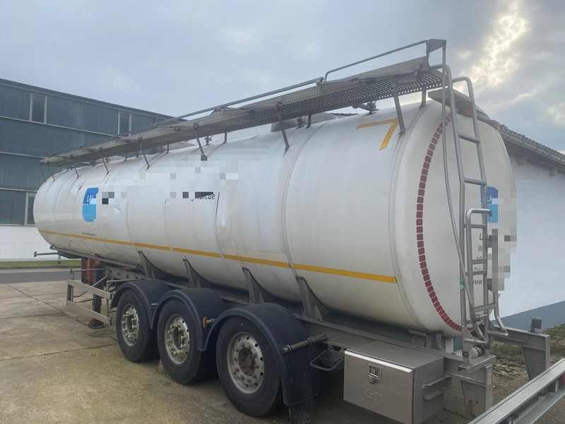 Magyar A1 - Полуприцеп-цистерна: фото 4 Magyar A1 - Полуприцеп-цистерна: фото 4