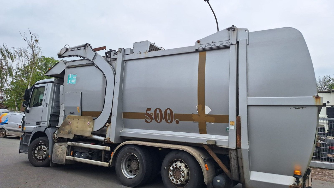 Mercedes-Benz 2532 Actros Überkopflader - Мусоровоз: фото 4 Mercedes-Benz 2532 Actros Überkopflader - Мусоровоз: фото 4