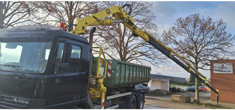 Mercedes-Benz 3335 - Самосвал, Автоманипулятор: фото 3 Mercedes-Benz 3335 - Самосвал, Автоманипулятор: фото 3