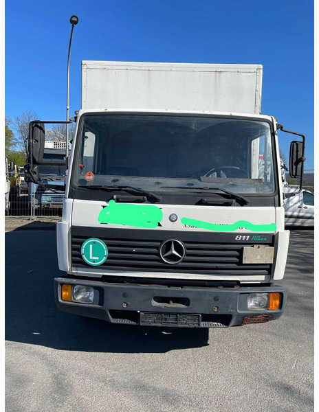 Mercedes-Benz 811 Koffer Blatt/Blatt Gefedert - Грузовик с закрытым кузовом: фото 3 Mercedes-Benz 811 Koffer Blatt/Blatt Gefedert - Грузовик с закрытым кузовом: фото 3
