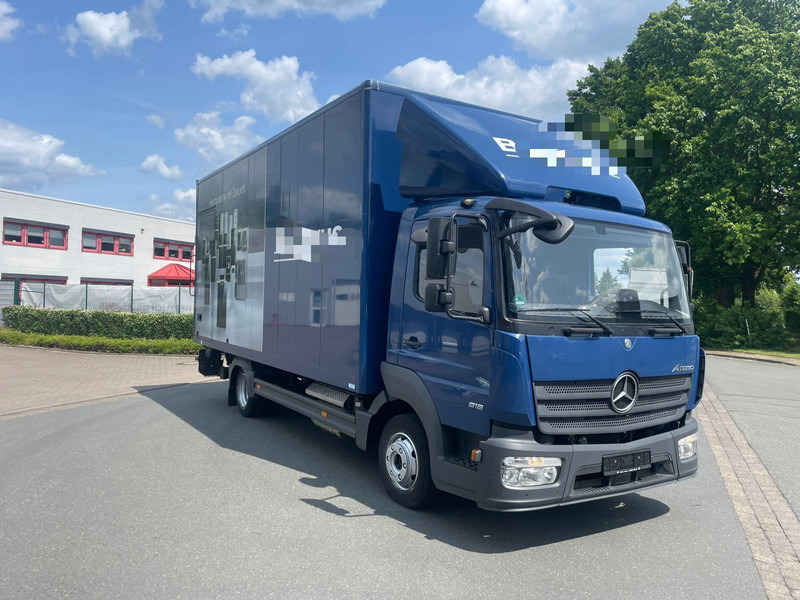 Mercedes-Benz 818 Koffer mit LBW - Грузовик с закрытым кузовом: фото 2 Mercedes-Benz 818 Koffer mit LBW - Грузовик с закрытым кузовом: фото 2