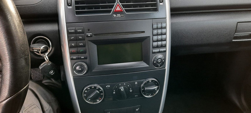 Mercedes-Benz A-Klasse 180 A 180 CDI AVANTGARDE - Легковой автомобиль: фото 5 Mercedes-Benz A-Klasse 180 A 180 CDI AVANTGARDE - Легковой автомобиль: фото 5