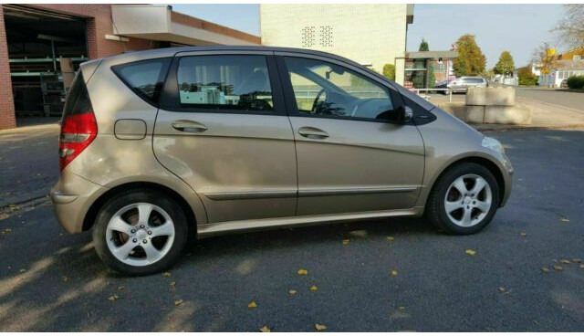 Mercedes-Benz A-Klasse 200 CDI - Хэтчбек: фото 2 Mercedes-Benz A-Klasse 200 CDI - Хэтчбек: фото 2