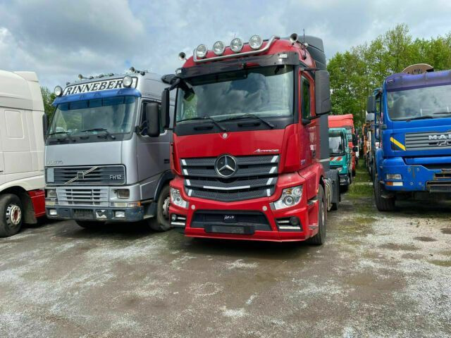 Mercedes-Benz 1842 Actros MP4 Kipperhydraulik - Тягач: фото 1 Mercedes-Benz 1842 Actros MP4 Kipperhydraulik - Тягач: фото 1