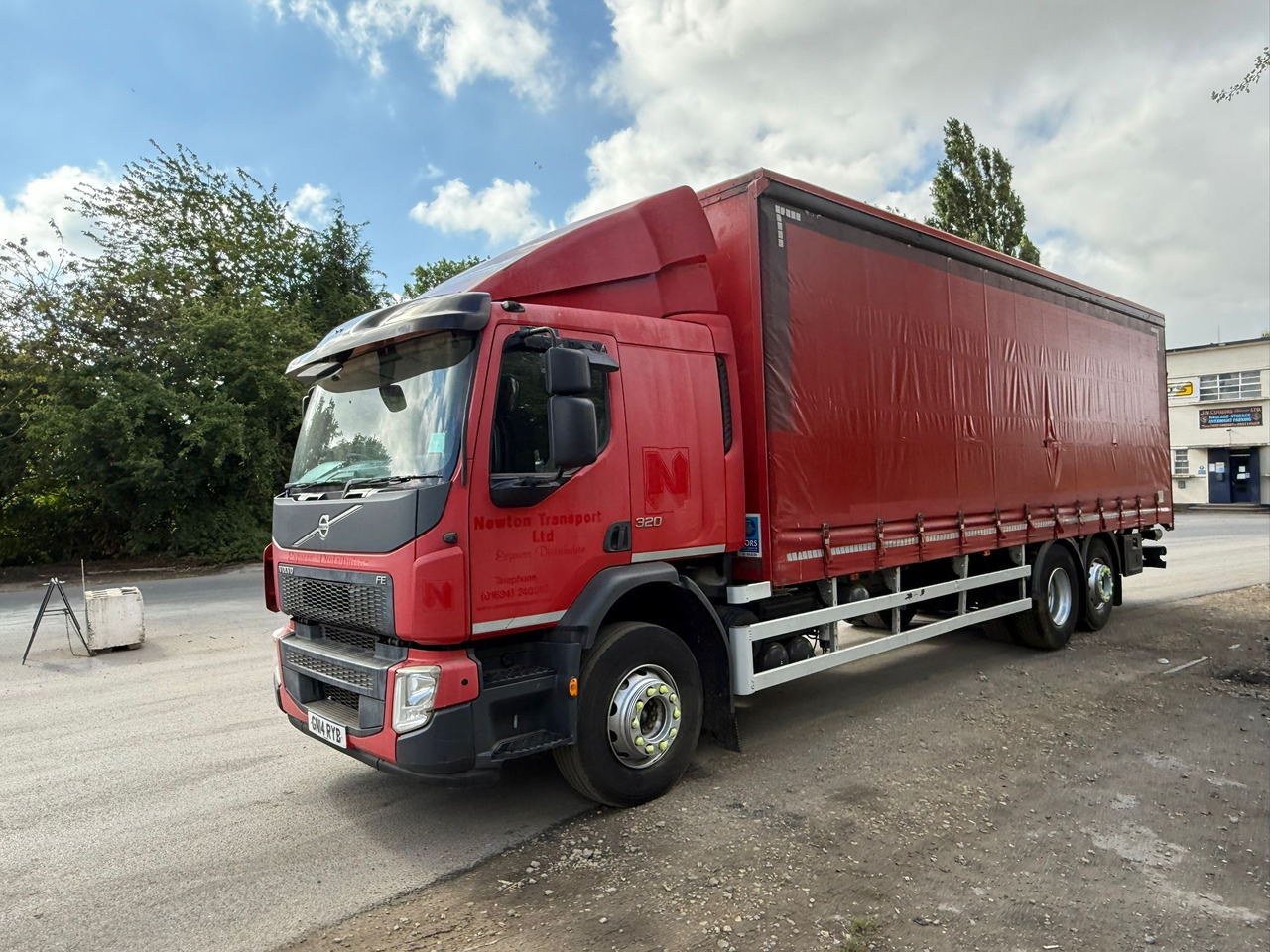 2014 Volvo FE 320 Curtainside Truck - Тентованный грузовик: фото 4 2014 Volvo FE 320 Curtainside Truck - Тентованный грузовик: фото 4
