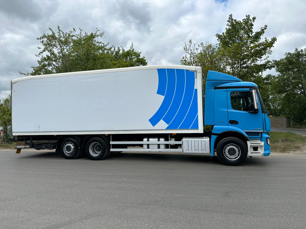 2017 Mercedes Antos 2527 Refrigerated Truck - Рефрижератор: фото 4 2017 Mercedes Antos 2527 Refrigerated Truck - Рефрижератор: фото 4