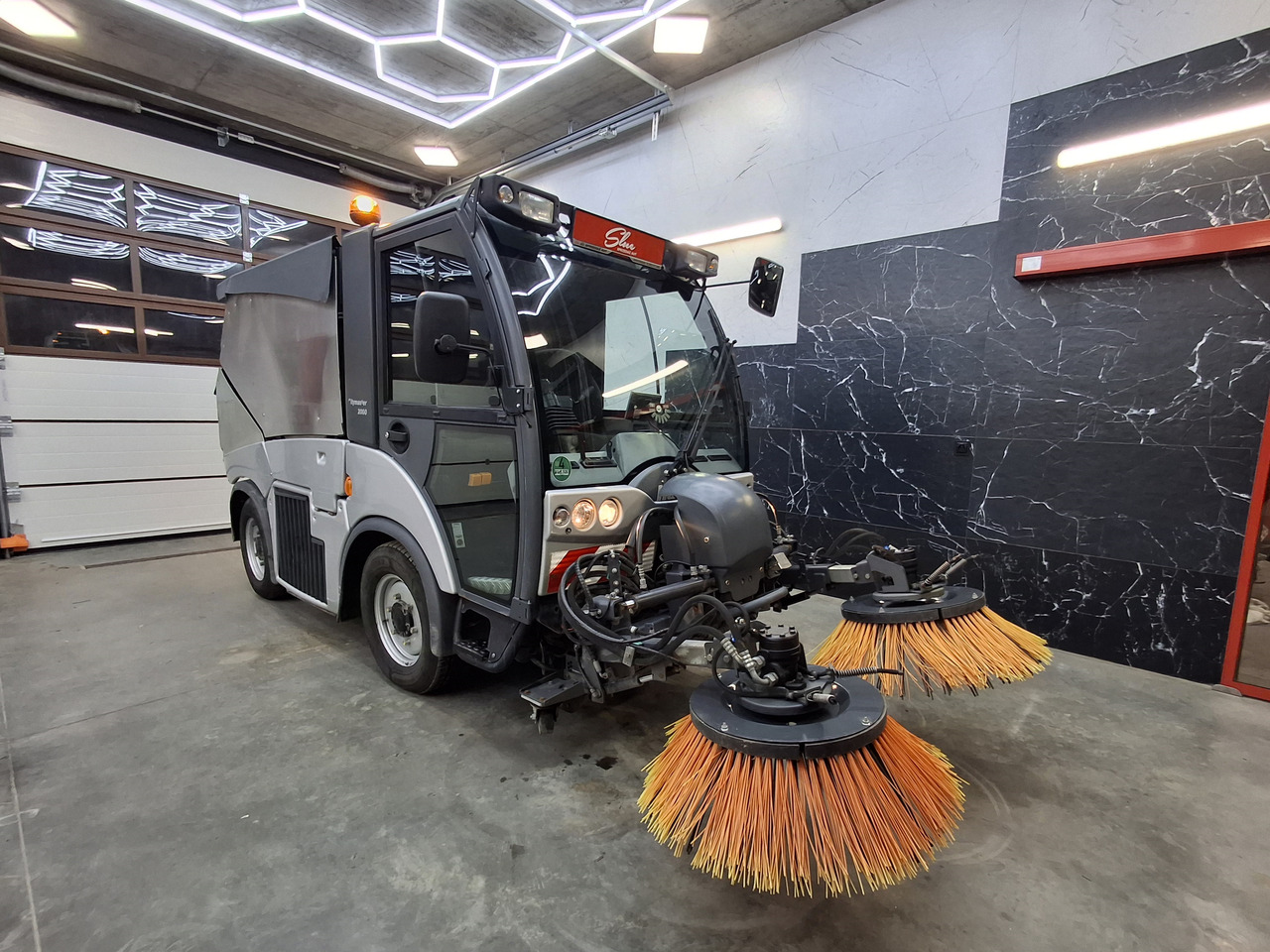 Hako Citymaster 2000 Zamiatarka Kehrmaschine PM10 2016r - Подметально-уборочная машина: фото 1 Hako Citymaster 2000 Zamiatarka Kehrmaschine PM10 2016r - Подметально-уборочная машина: фото 1