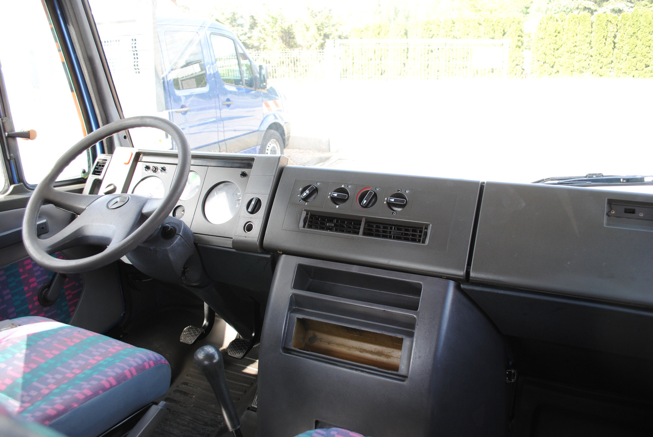 Mercedes-Benz 711D Doka Dubel Kabina Pritsche Doppelkabine - Грузовик бортовой/ Платформа: фото 5 Mercedes-Benz 711D Doka Dubel Kabina Pritsche Doppelkabine - Грузовик бортовой/ Платформа: фото 5