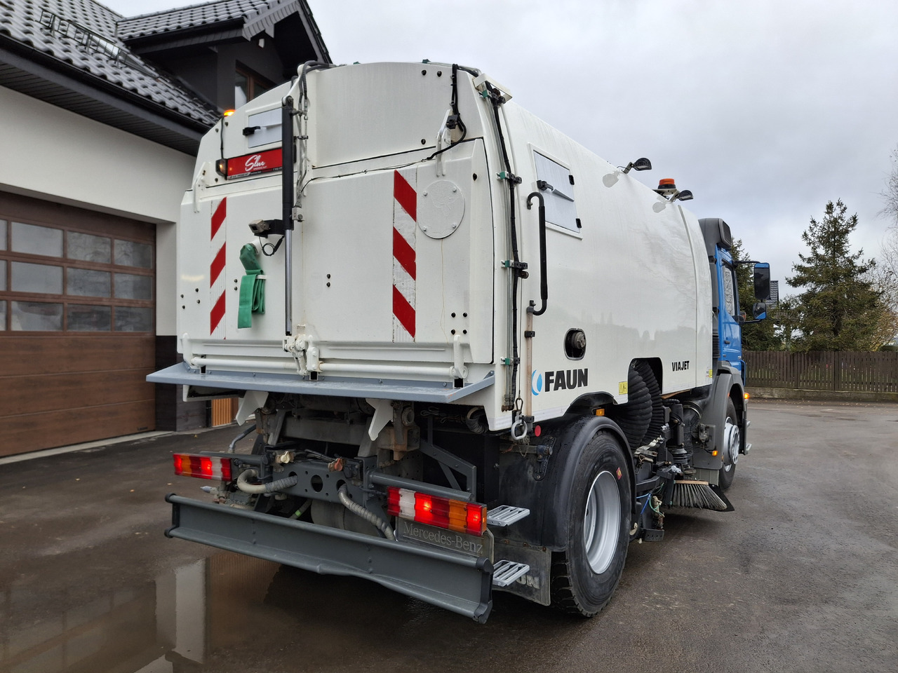 Mercedes-Benz Axor 1829 PM10 Zamiatarka Kehrmaschine FAUN - Подметально-уборочная машина: фото 5 Mercedes-Benz Axor 1829 PM10 Zamiatarka Kehrmaschine FAUN - Подметально-уборочная машина: фото 5